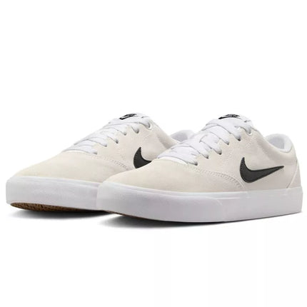 Nike Charge Veliūro IM4399-101 bateliai