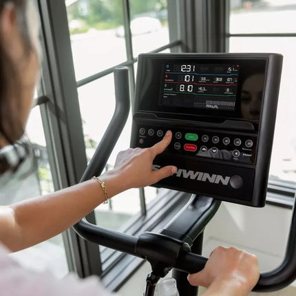 Schwinn 590U Programuojamas dviratis 100952