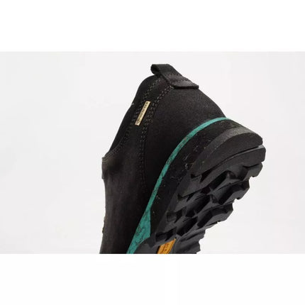 Aku Bellamont Gore-Tex moteriški trekingo batai, patvarūs, juodi