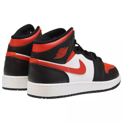 Air Jordan 1 Mid GS Fire Red krepšinio batai - 554725-079