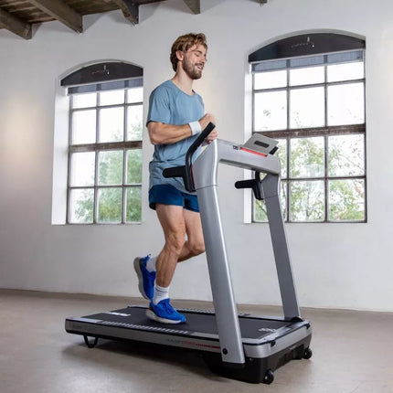 FLOW FITNESS ELECTRIC TREADMILL RUNNER DTM400i