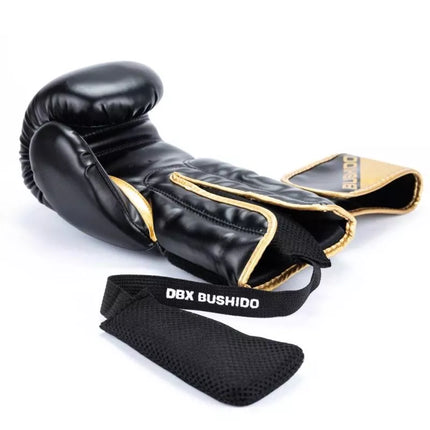 Air freshener and dehumidifier for sports equipment | DBX Dryer 2.0