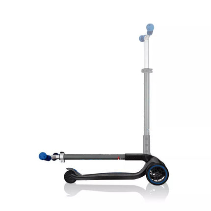 Globber Master Prime 3 ratų paspirtukas / Juoda - tamsiai mėlyna 664-100