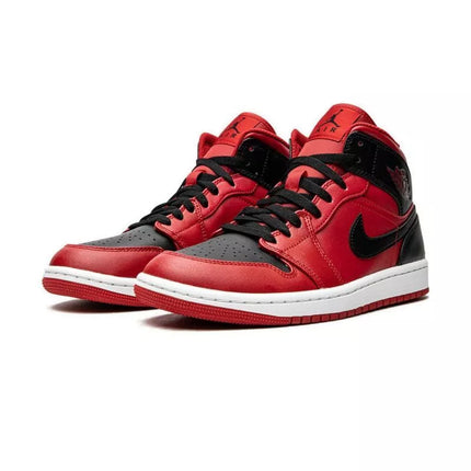 Air Jordan 1 Mid GS shoes - 554725-660