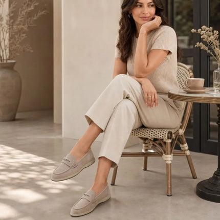 Women's suede moccasins in beige Vinceza 62273