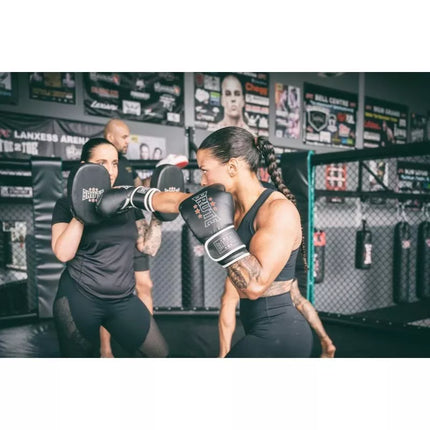 BRUTE CLASSIC BOXING GLOVES 12OZ