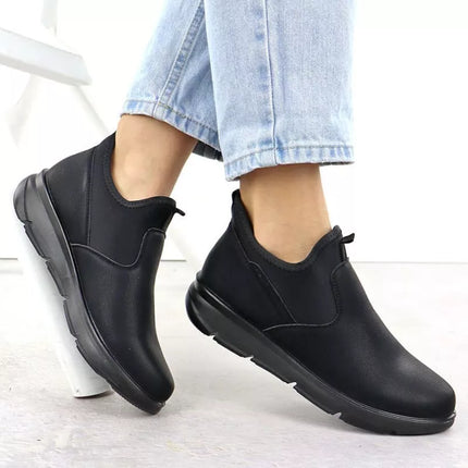 Women's low black ankle boots Potocki 25-90356