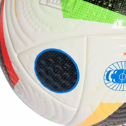 Futbolo kamuolys adidas Fussballliebe Euro24 Pro IQ3682