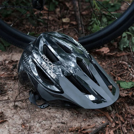 Rockbros LK-99 Mountain Bike Helmet with Adjustable Visor and Magnetic Closure 58-62 cm - Black