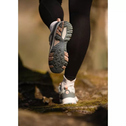 Hi-Tec Hiest Low WP W 92800657927 batai