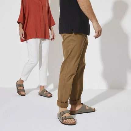 „Birkenstock Arizona Birko-Flor Nubuck Stone“ pilki moteriški/vyriški įspiriami sandalai (0151211)