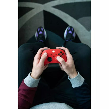 Microsoft Xbox Series Valdiklis - Pulsuojanti Raudona
