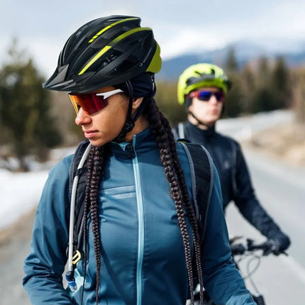 Wozinsky MTB Bike Helmet with Removable Visor and Rear USB Light M - Black and Yellow