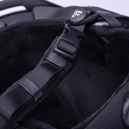 Iguana Fangi Šalmas 92800622351