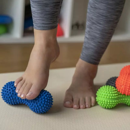 Fizjo Spiky roller for massage and rehabilitation Tullo duoball 15.5 cm red REF864