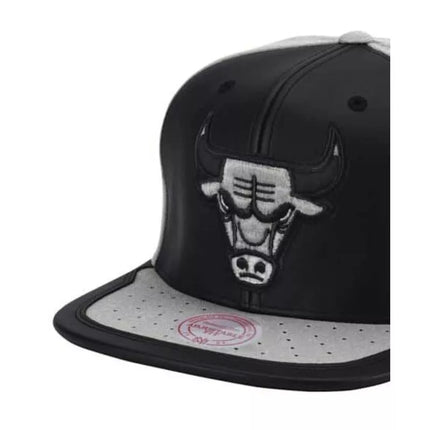 Mitchell & Ness NBA Čikagos Bulls NBA Day One Snapback Bulls kepurė 6HSSMM19224-CBUBKGY