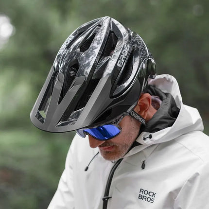 Rockbros LK-99 Mountain Bike Helmet with Adjustable Visor and Magnetic Closure 58-62 cm - Titanium