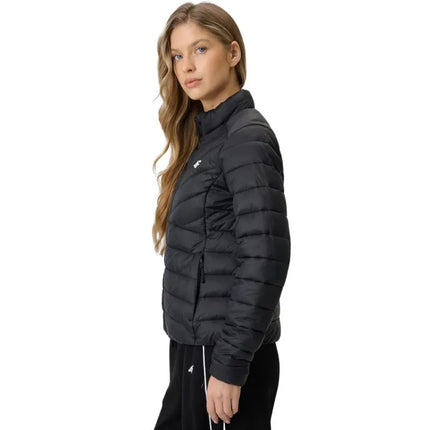 Moteriška striukė 4F F0855 giliai juoda 4FWSS26TDJAF0855 20S