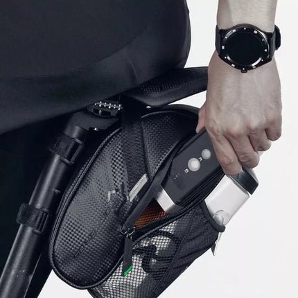 Rockbros C7-1 waterproof bicycle bag with saddle mounting 1.5l - black