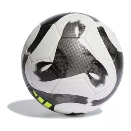 adidas Tiro Match Dirbtinio grunto futbolo kamuolys HT2423