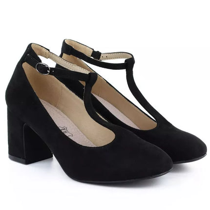 Black suede pumps with a strap, Mascara 834284