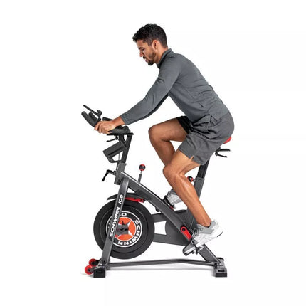 Schwinn IC8 mankštinis dviratis