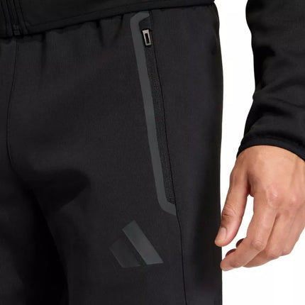 Men's adidas Tiro 26 Travel Sweat Pant black KF6072