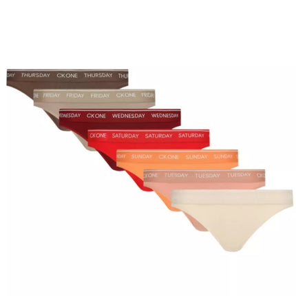 Calvin Klein Thong 7 vnt. apatinių kelnaičių komplektas W 000QF5937E