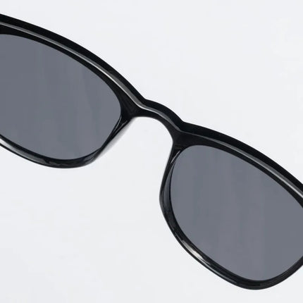 TRELA glasses