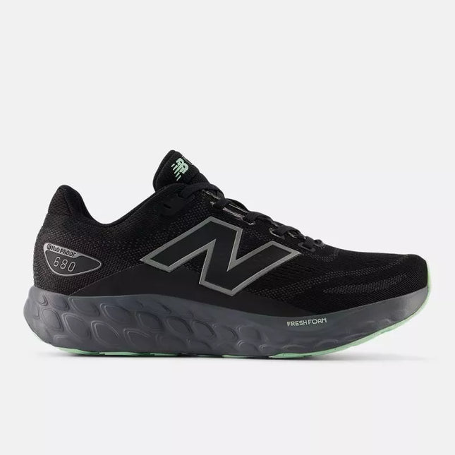 New Balance moterims skirti neperšlampami sportbačiai W680WBK8