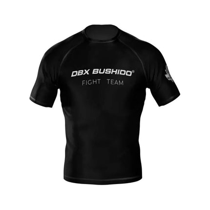 The "Team" compression rashguard is made of DBX MORE DRY M material.