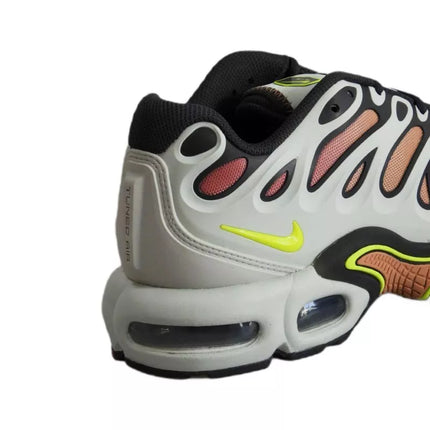 Nike Air Max Plus Drift Šviesiai sidabrinė/Volt Vyriški sportbačiai - FD4290-009