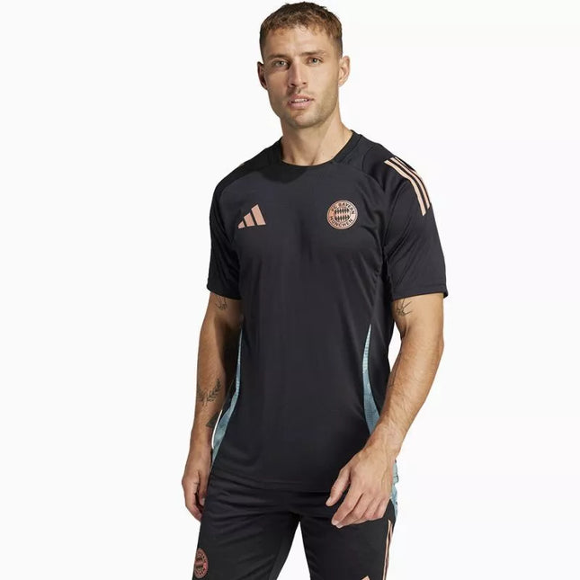 adidas FC Bayern Treniruočių marškinėliai M JSY JI5272