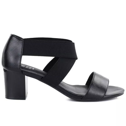 Women's black Jezzi RMR1954-27 strappy sandals