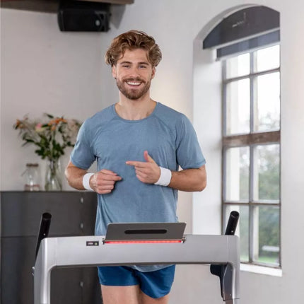 FLOW FITNESS ELECTRIC TREADMILL RUNNER DTM400i