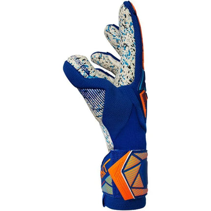 Reusch Attrakt Freegel Fusion Goaliator gloves 56 70 995 4129