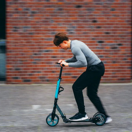 HM124T TURQUOISE SCOOTER WITH DISC BRAKE NILS EXTREME