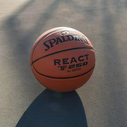 Spalding React TF-250 76801Z krepšinio kamuolys