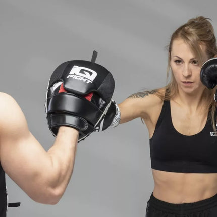 Golope treniruočių skydas