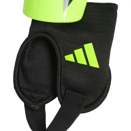 adidas Tiro Match Jr IS5603 Futbolo blauzdų apsaugos