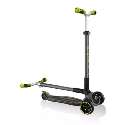 Globber Master Prime triratis paspirtukas / juodas - ryškiai žalias 664-106