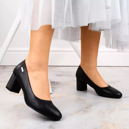 Sergio Leone W SK314A juodi zomšiniai bateliai ant dekoratyvinio blokinio kulno