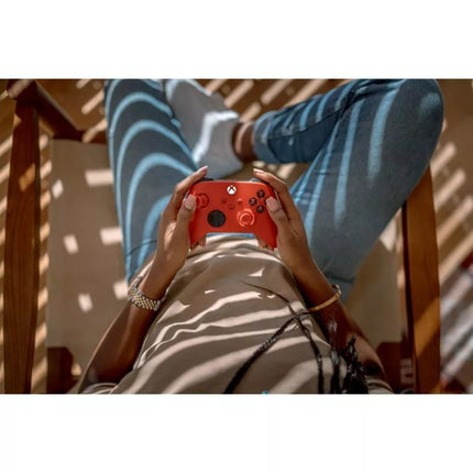 Microsoft Xbox Series Valdiklis - Pulsuojanti Raudona