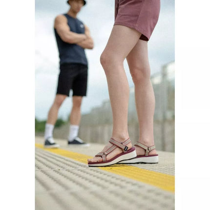 Iguana Ramira W 92800598276 Basutės