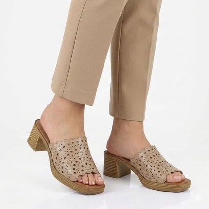 Women's openwork beige mules with a heel M.Daszyński MR2598-7