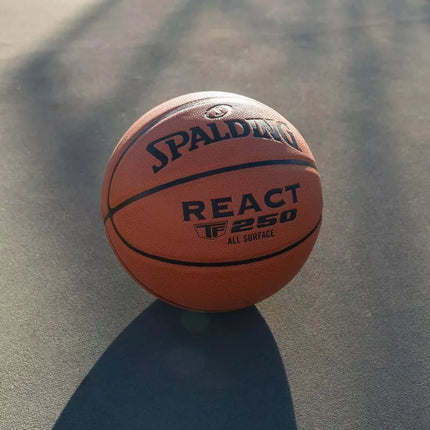 Spalding React TF-250 krepšinio kamuolys 76803Z