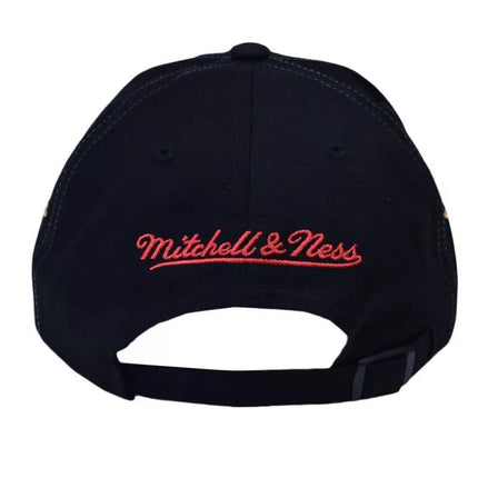Mitchell & Ness NBA Houston Rockets Flamez Kepuraitė su dirželiu - 6LUXMM20018 HROBLCK