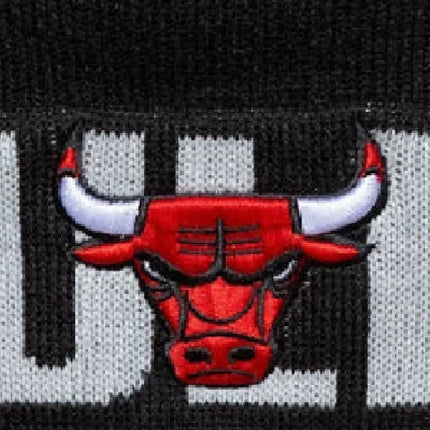 New Era NBA Chicago Bulls Užrašas Juoda Megzta Kepurė su Atvartu - 60691260