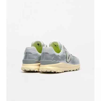 Veja FITZ ROY LI TREKSH SHARK_PIER_SILVER women's shoes (FT2320588A)