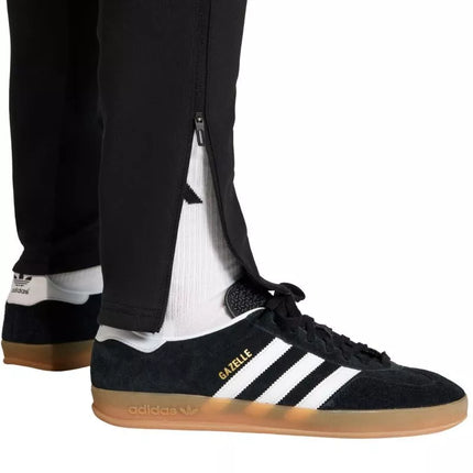 Men's adidas Tiro 26 Travel Sweat Pant black KF6072